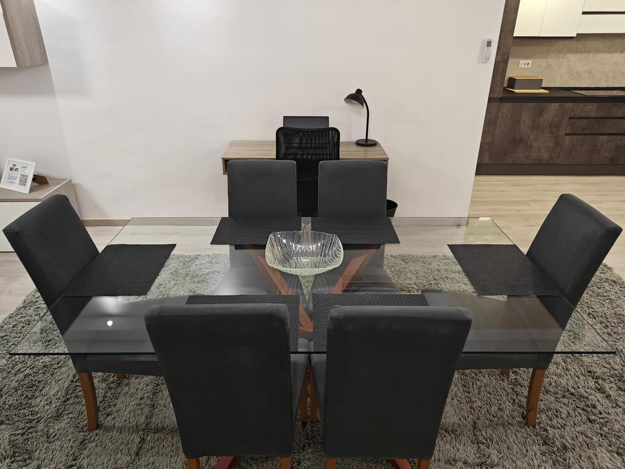 Modern Apartment With Large Outdoor Area - Sleeps 7, Close To Malta International Airport Luqa Exterior foto