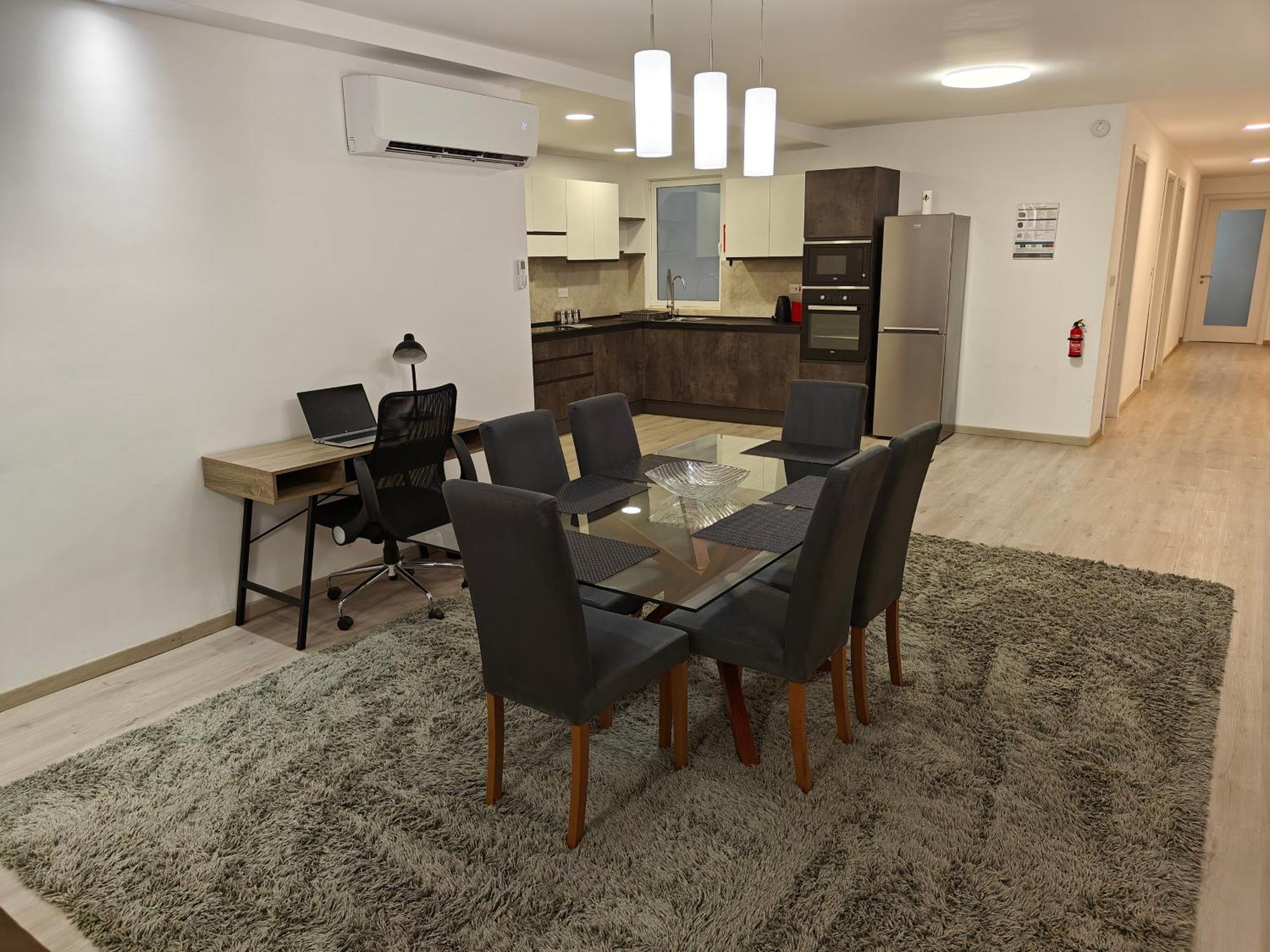 Modern Apartment With Large Outdoor Area - Sleeps 7, Close To Malta International Airport Luqa Exterior foto